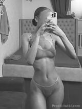 Миниатюра Индивидуалка Дейзи Вахитовский Фотография 
